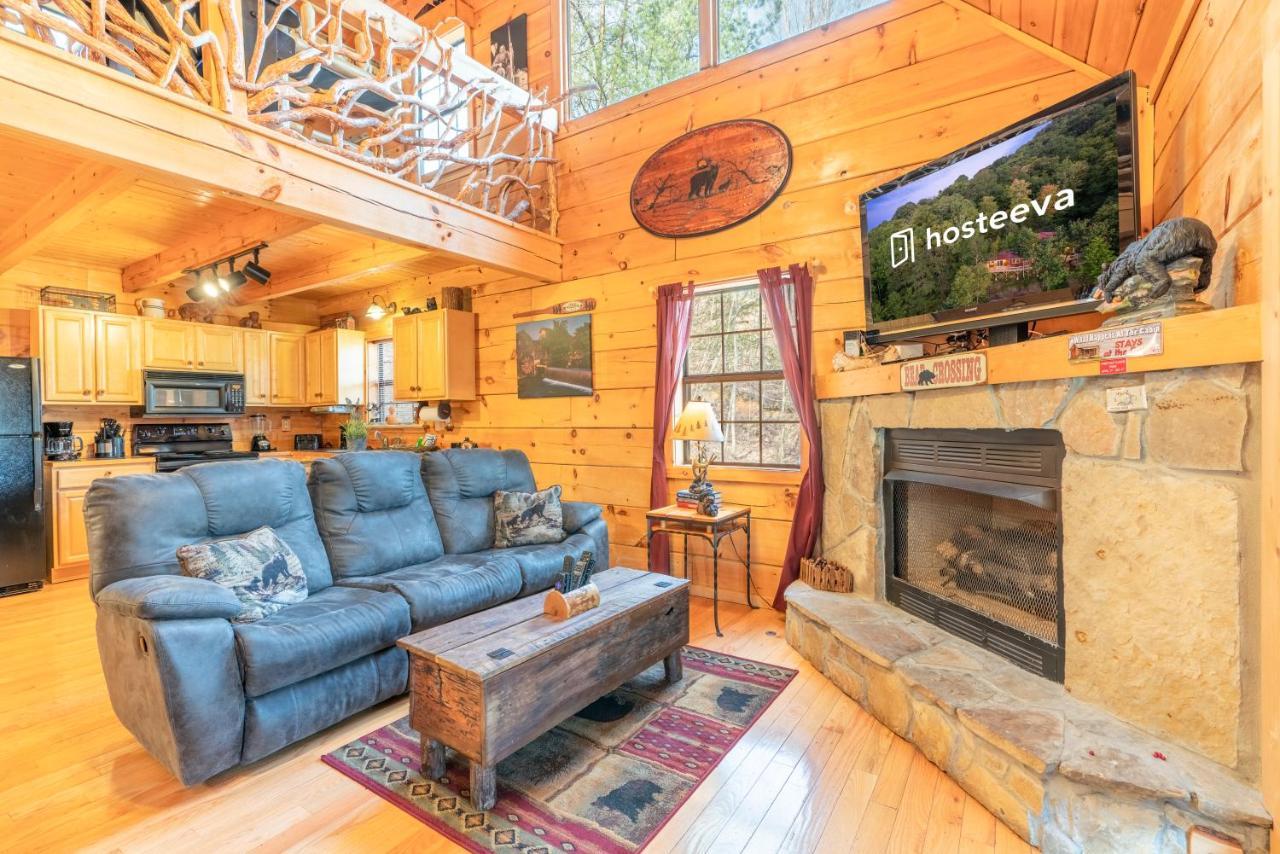 Moonshine Ridge Cabin With Hot Tub And Fire Pit Pigeon Forge Exterior foto